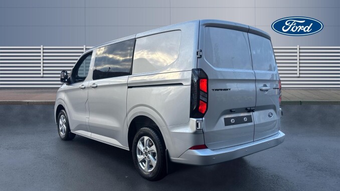 Ford Transit Custom 320 L1 Diesel Fwd 2.0 EcoBlue 150ps H1 Double Cab Van Limited - Image 2